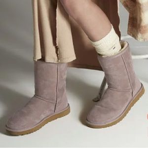 Ugg Australia / Back Zipper / Size 9**